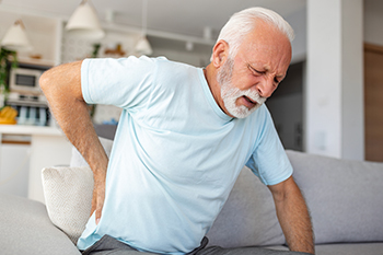 Mid back pain treatment in the Nassau County, NY: Bellmore, North Bellmore, Merrick, North Merrick, Wantagh, North Wantagh, Roosevelt, Freeport, Seaford areas