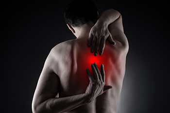 pain shoulder blades treatment in the Nassau County, NY: Bellmore, North Bellmore, Merrick, North Merrick, Wantagh, North Wantagh, Roosevelt, Freeport, Seaford areas